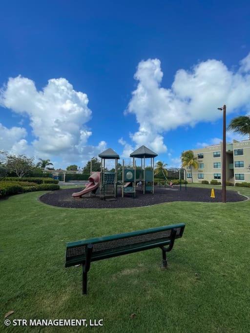 Upscale Condo At Aquatika Beach & Vacation Villas Loiza Eksteriør billede